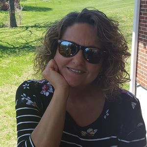 Meet your Posher, Dana